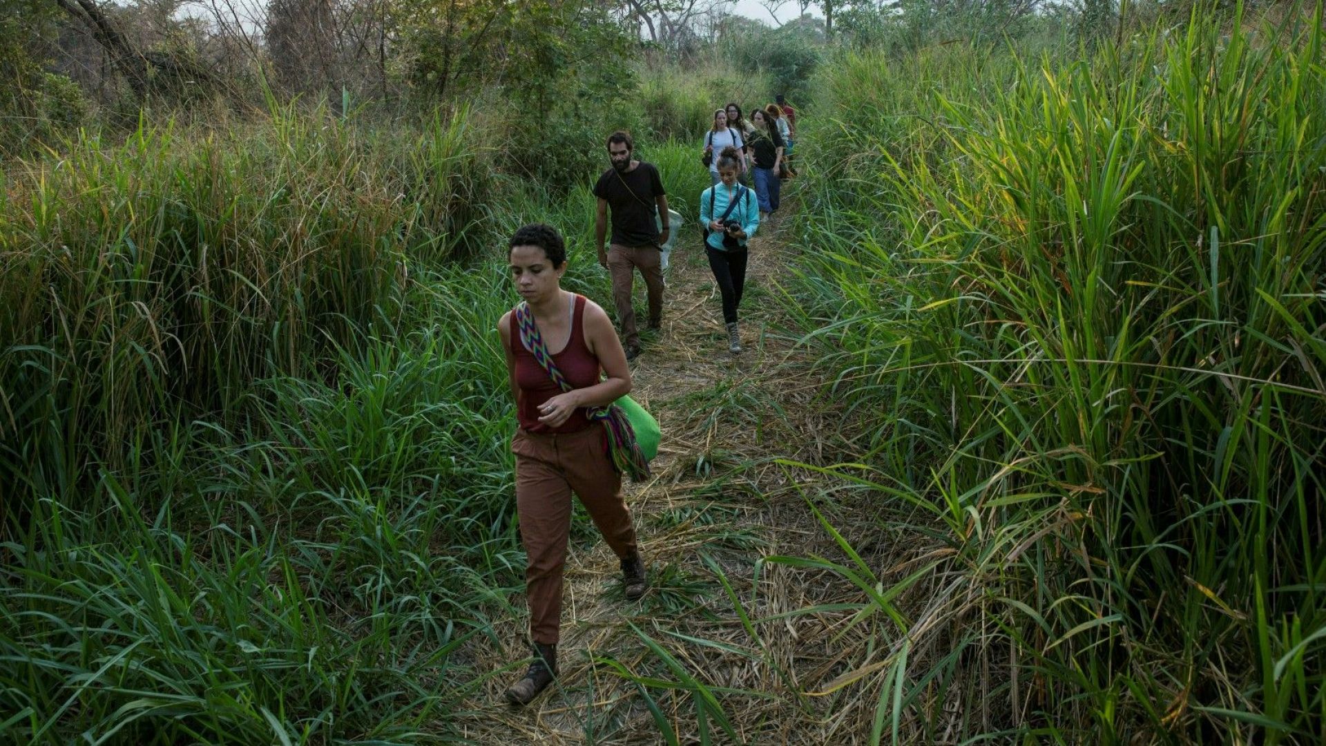 Двама души бяха убити а 15 ранени днес в сблъсъци