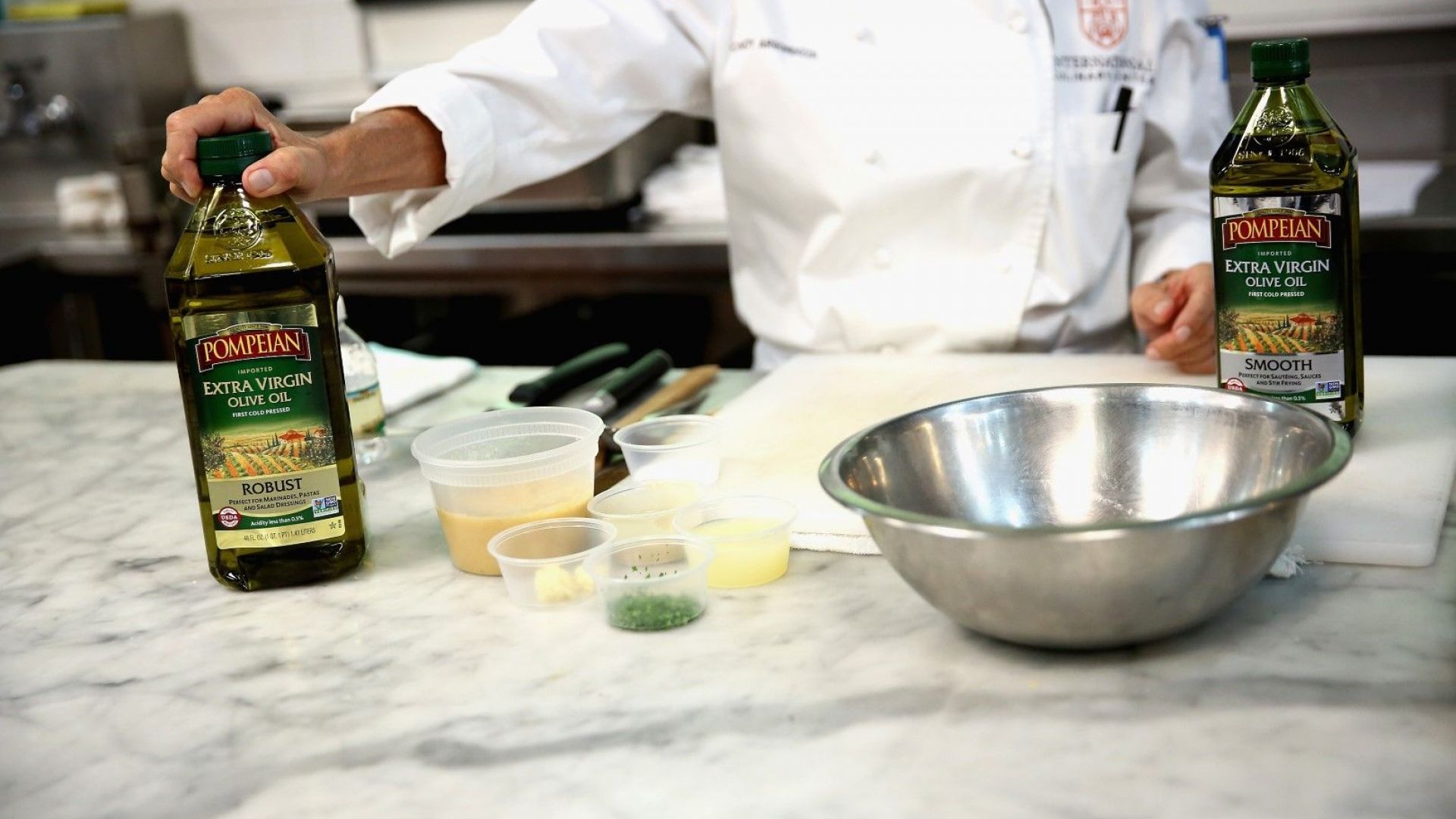 Зехтин менте и наличие на химикали установи изследване на Асоциация