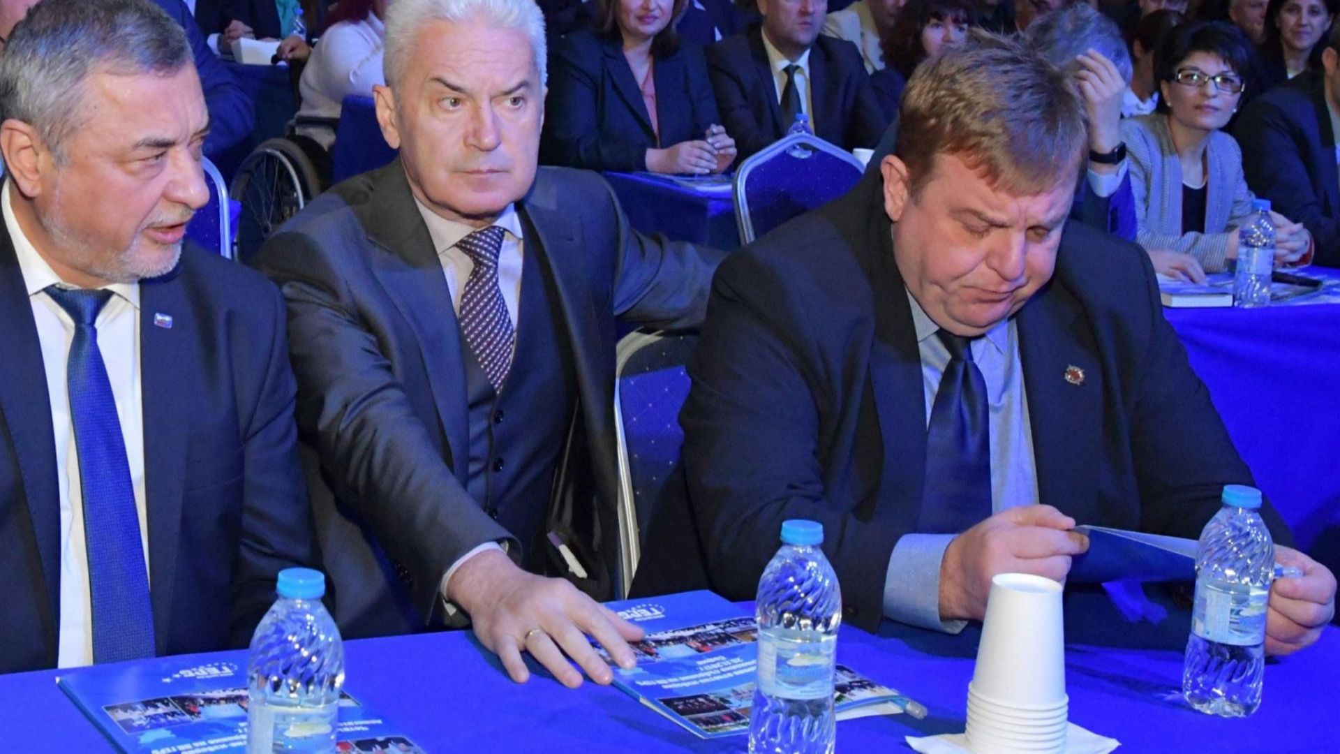 Представителите на Атака депутатите Десислав Чуколов и Николай Александров