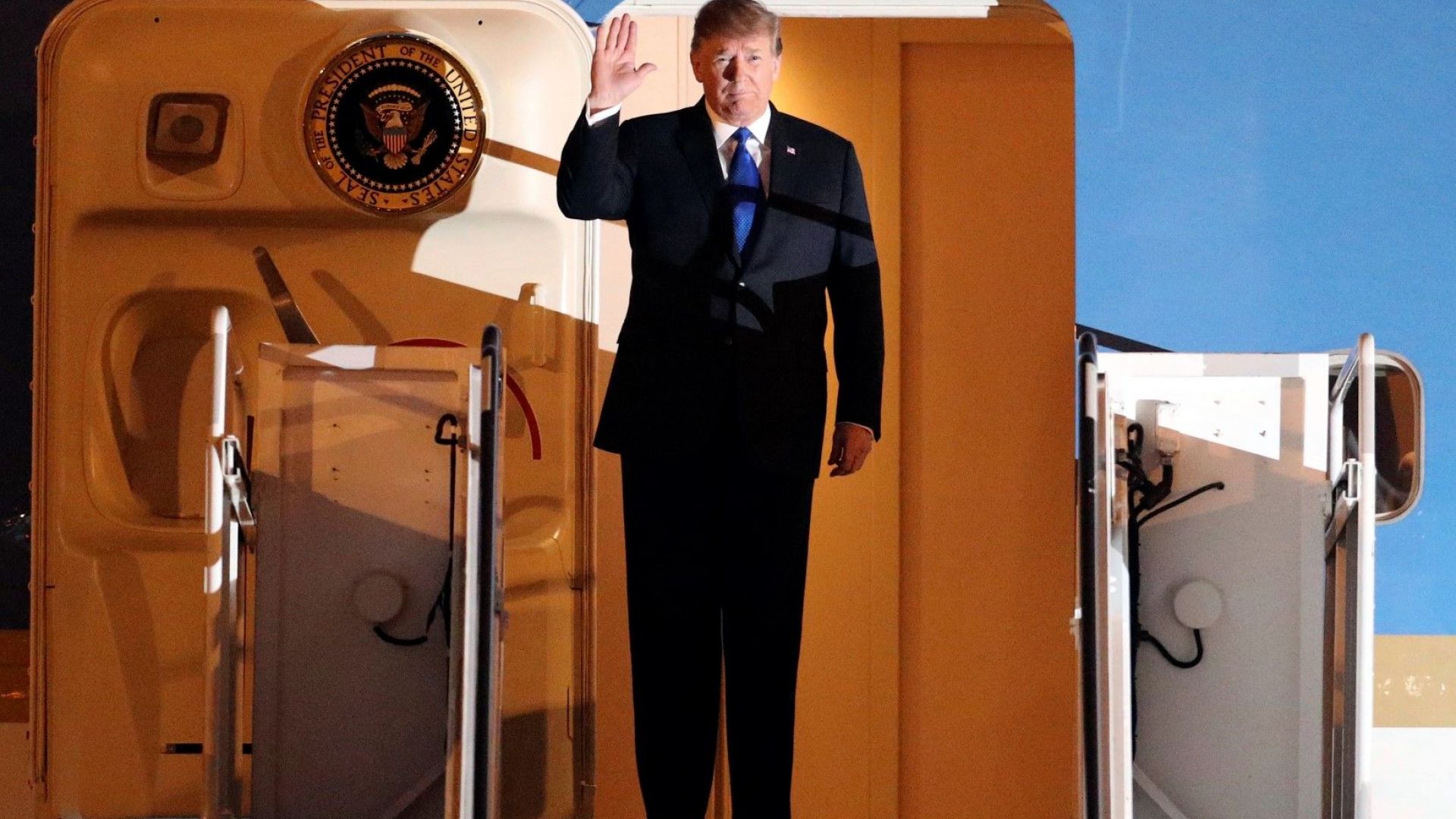 Лидерите на САЩ и на Северна Корея Доналд Тръмп и