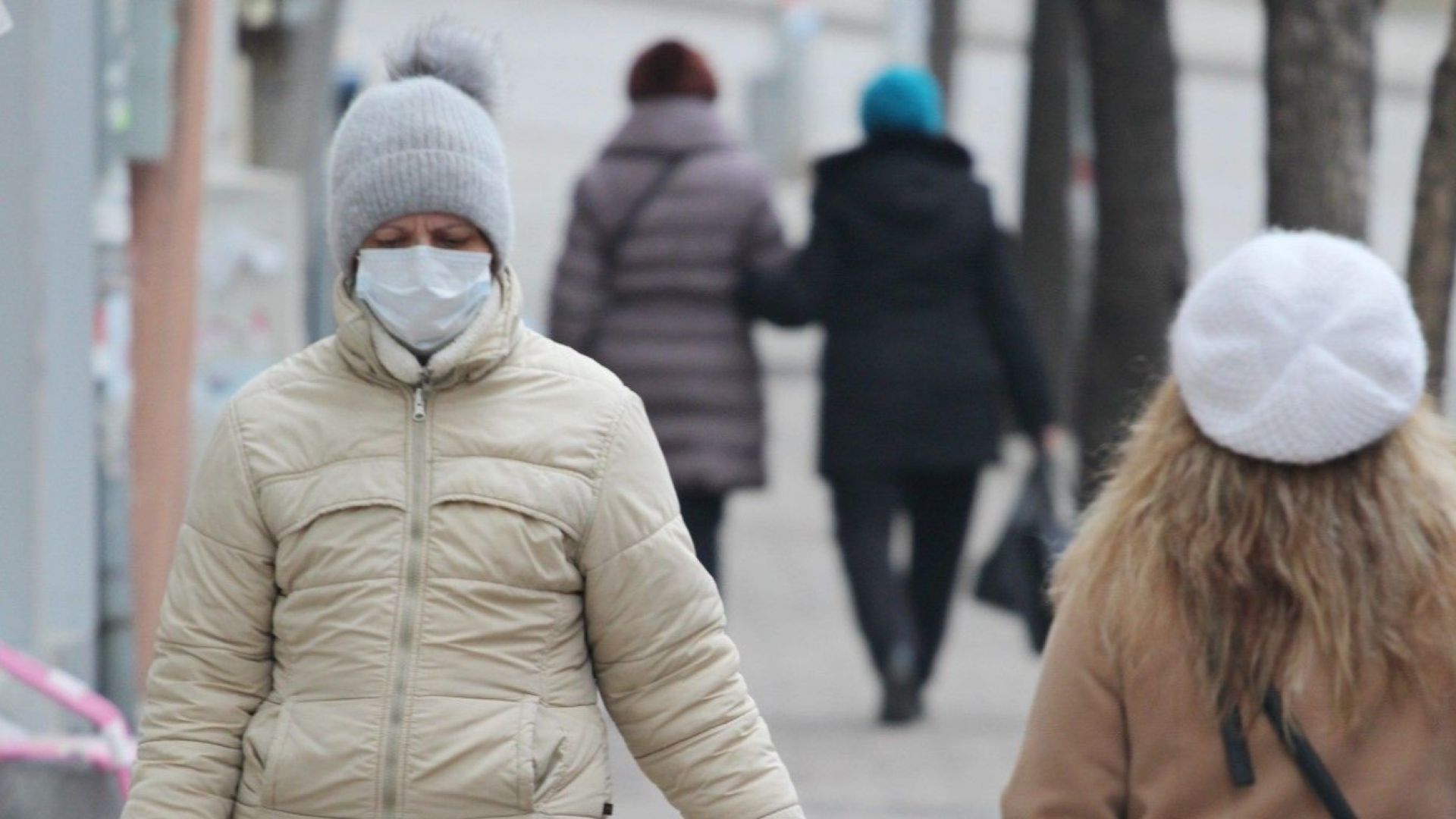Българите прекарват все повече време в болнични сочат данните на