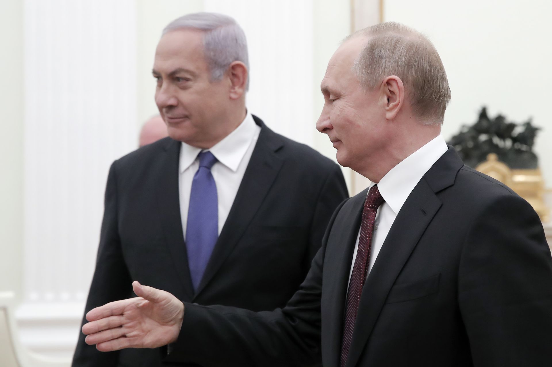 Израелският премиер Бенямин Нетаняху се срещна днес в Кремъл с руския президент Владимир Путин