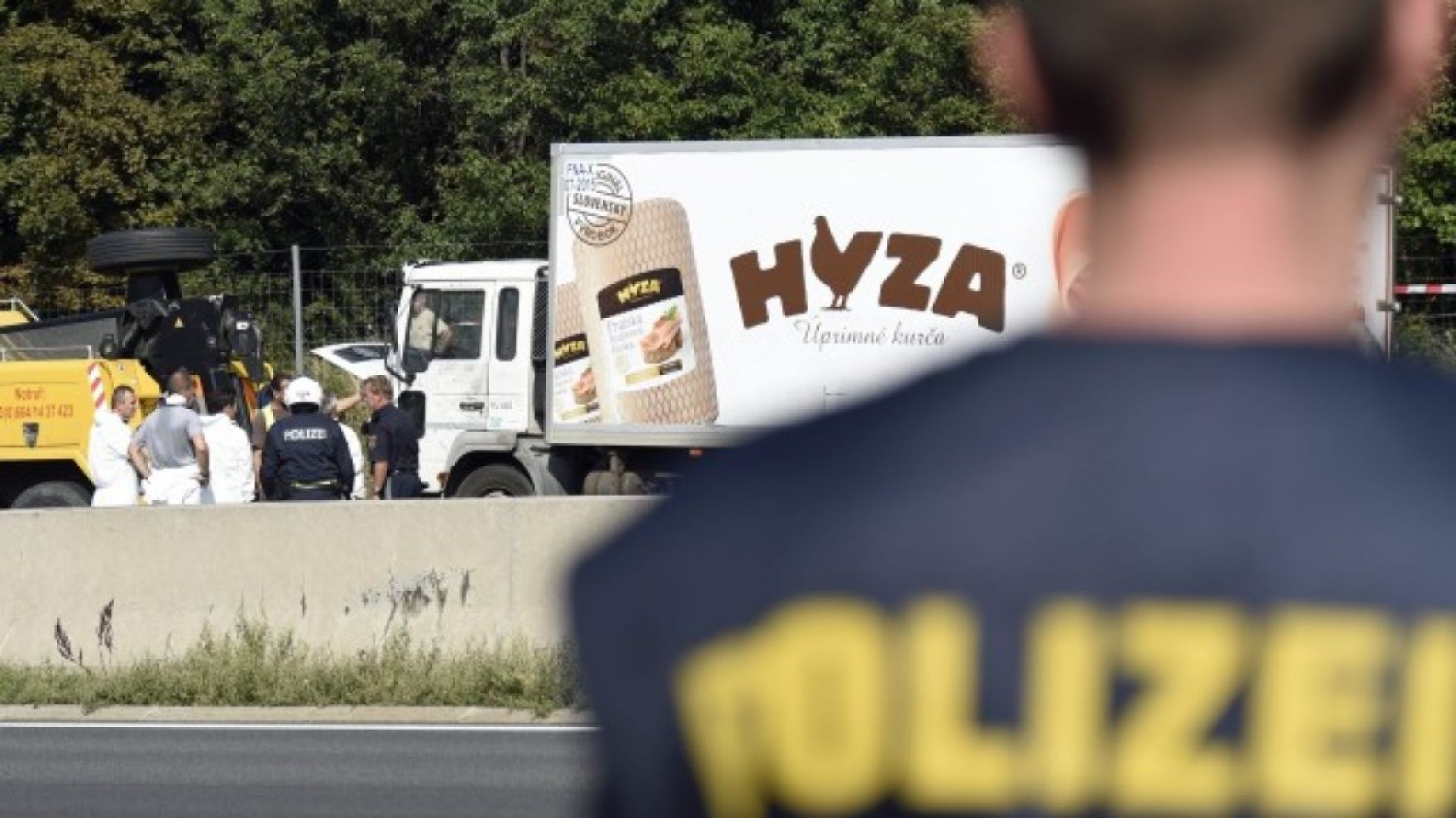 По-малко от 5 г. затвор за българин за смъртта на 71 мигранти в Унгария