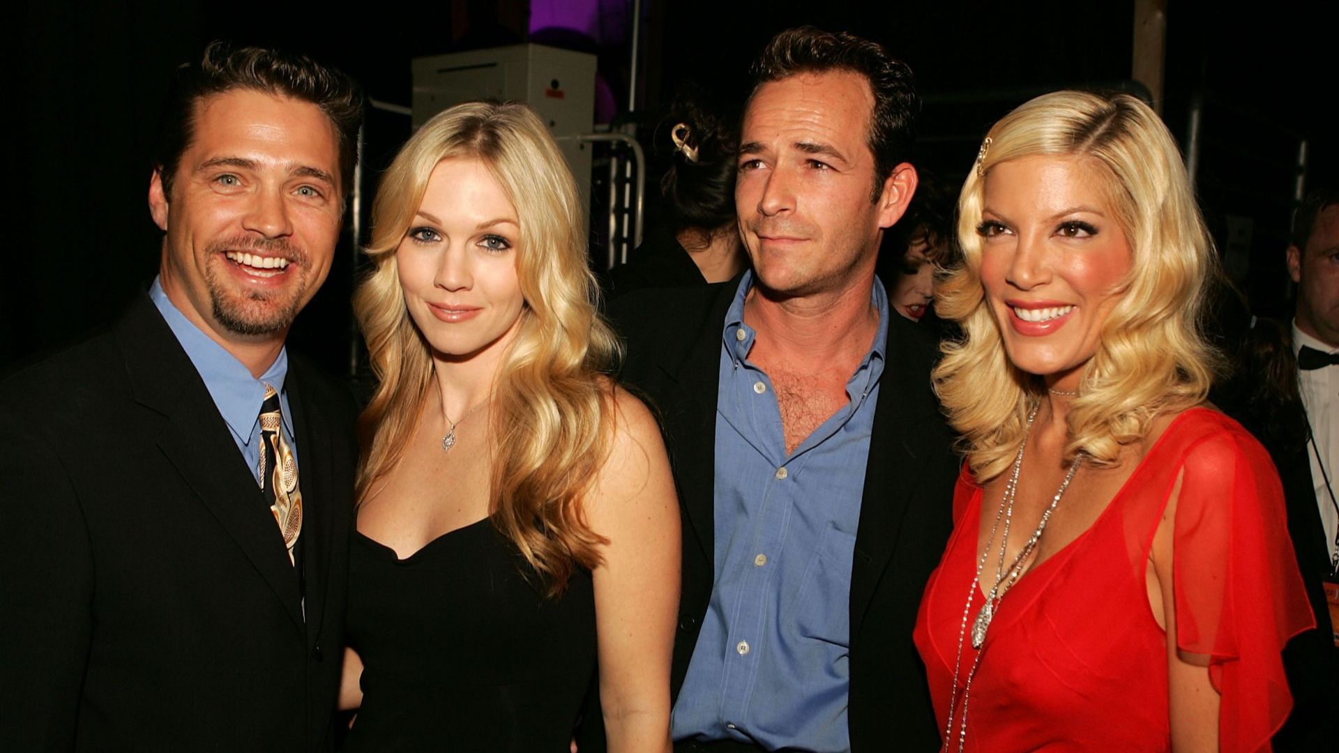 Люк Пери с колегите си от "Бевърли хилс, 90210"