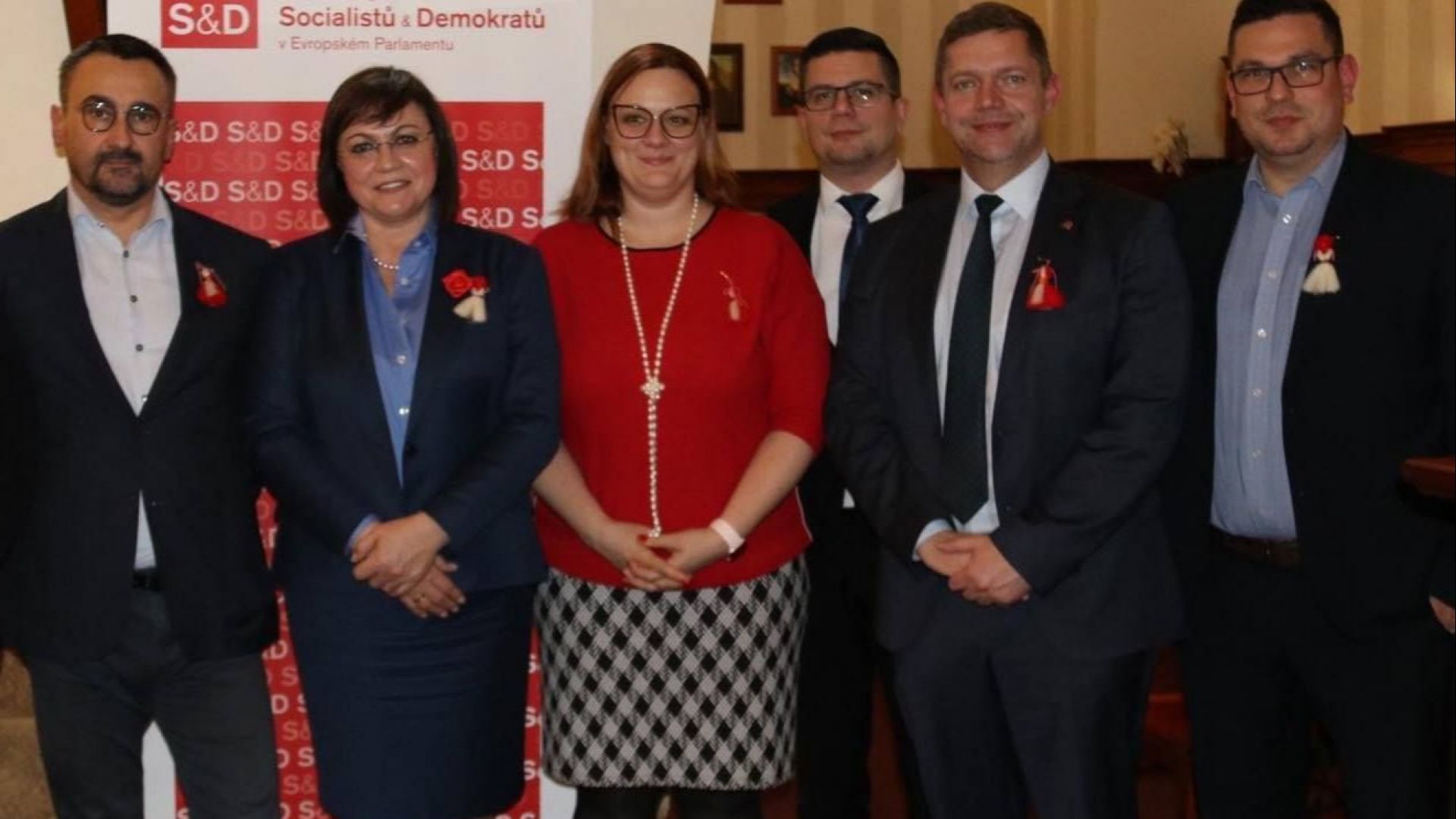 Лидерите на партии от Вишеградската четворка плюс БСП и социалдемократическата