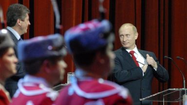 В света всичко се обърка но не от вчера не