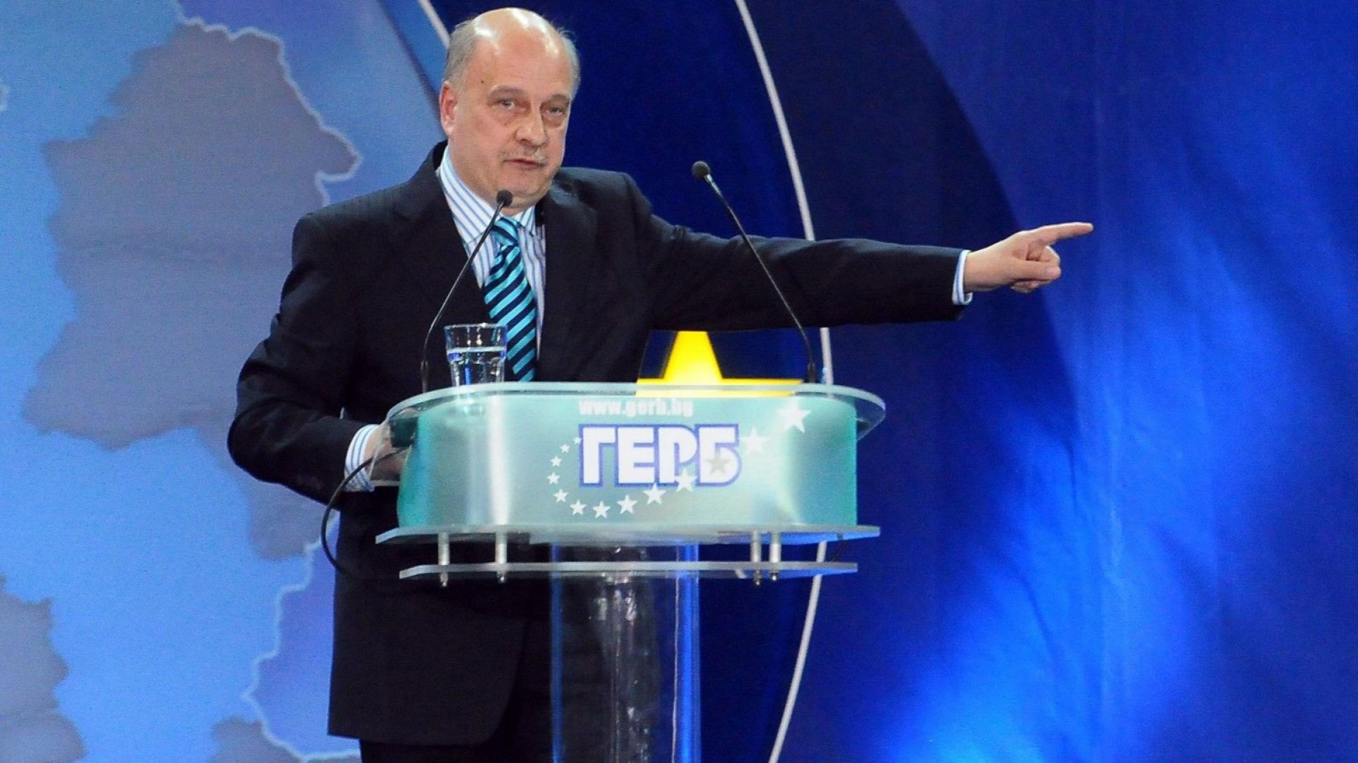 Депутатът от ГЕРБ Георги Марков посъветва днес премиера Бойко Борисов