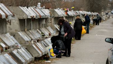 Променят движението при гробищния парк в Бургас заради Архангелова задушница