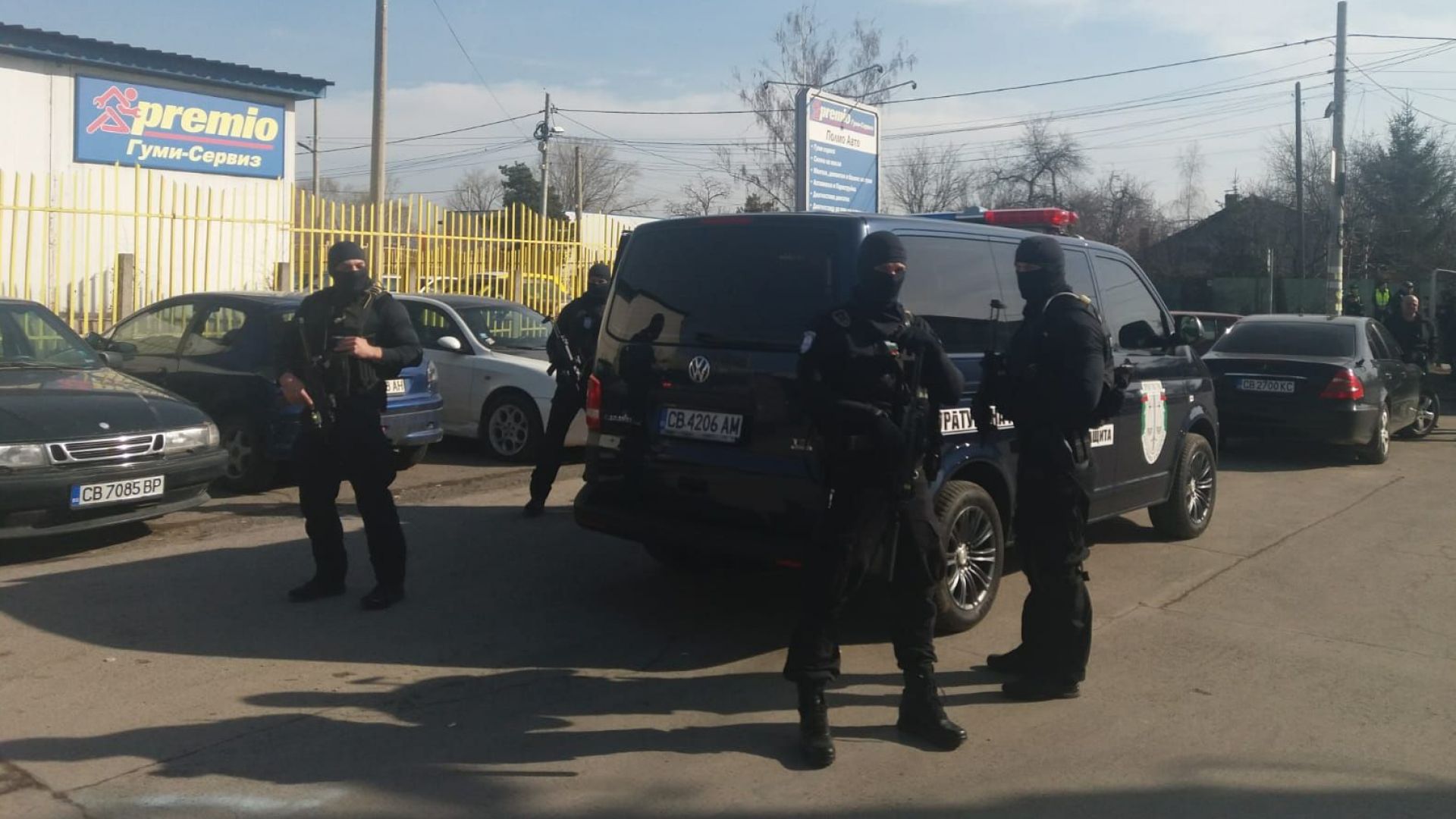 Седем от задържаните при акцията в "Орландовци" остават в ареста, петима ги пуснаха