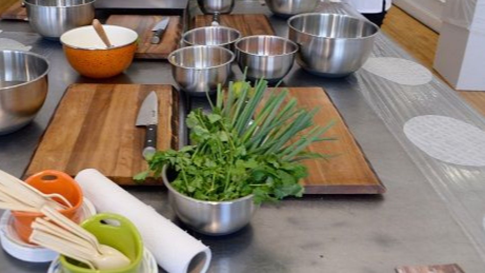 Българин готвил за Тина Търнар и Мохамед Али храни туристи