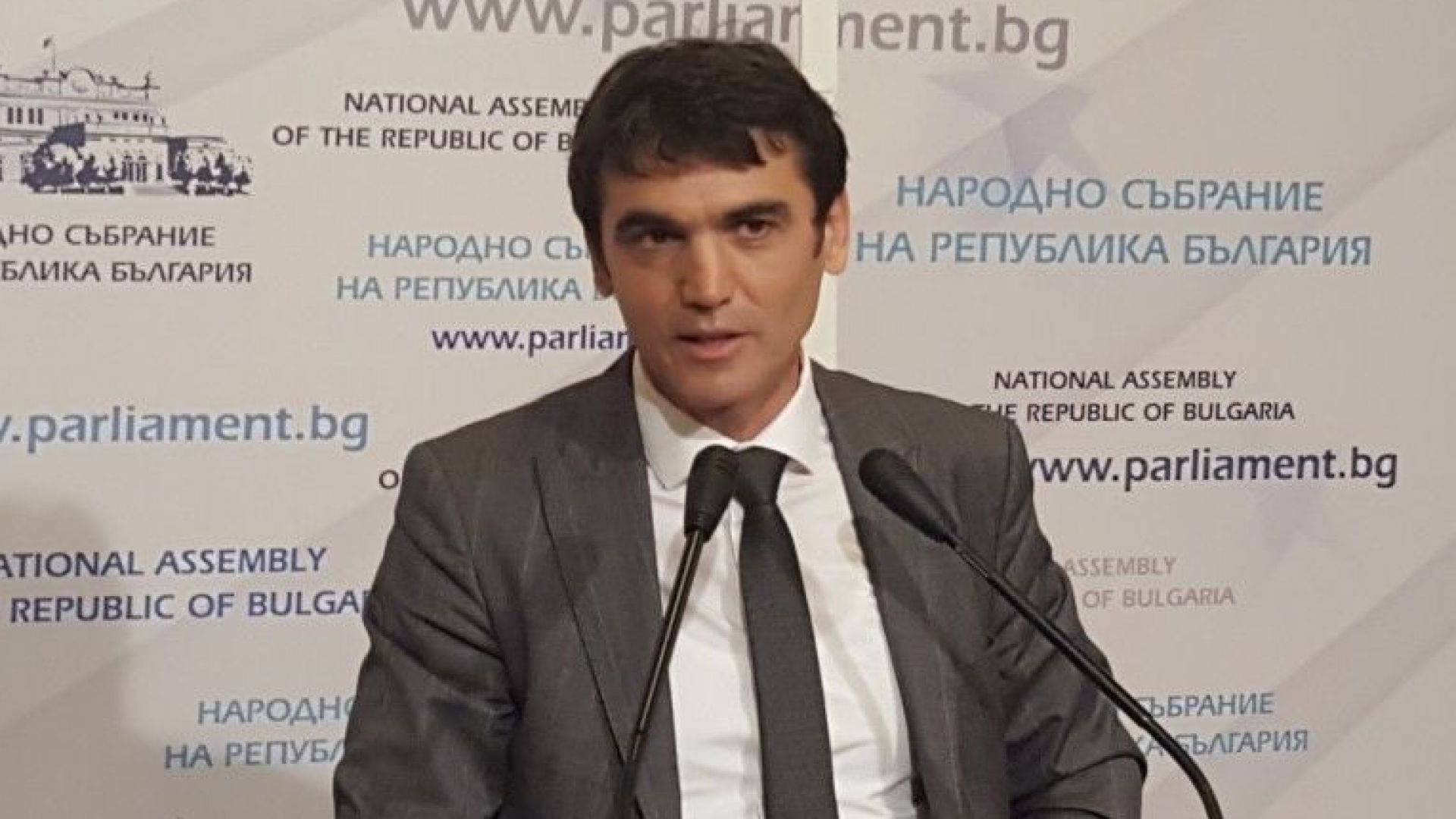 Международният паспорт на българските граждани да е валиден 10 години