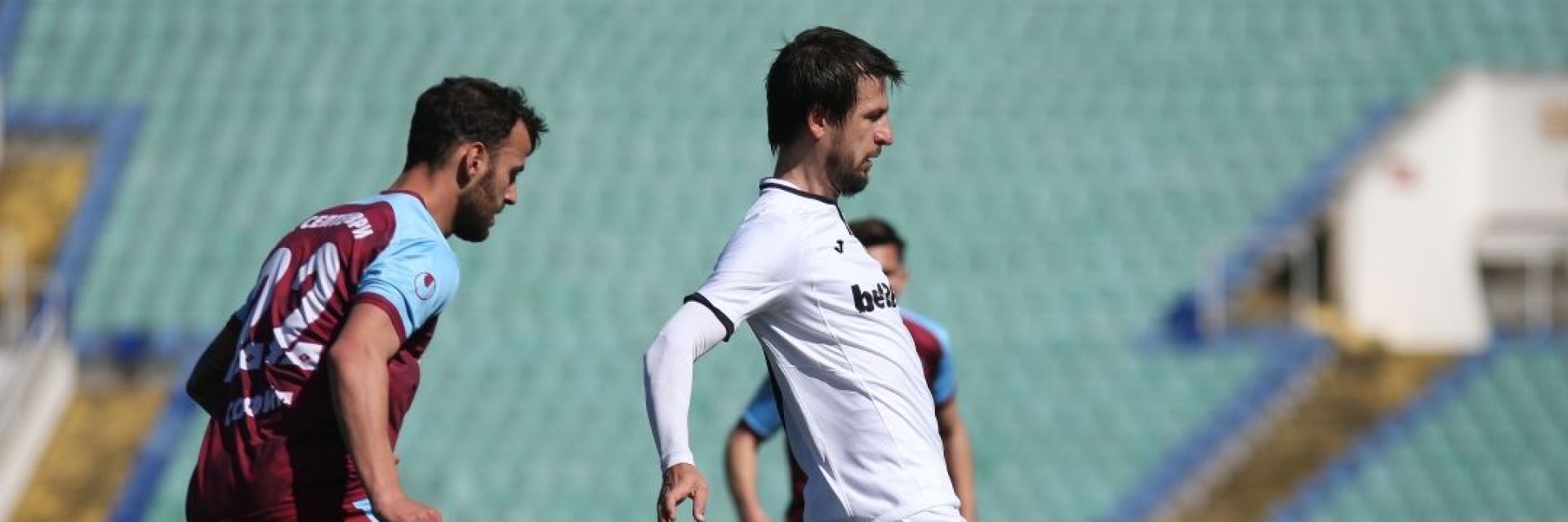 Дебютен гол на Тасевски донесе трудна победа за Славия