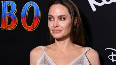 Анджелина Джоли махна "Пит" от името си