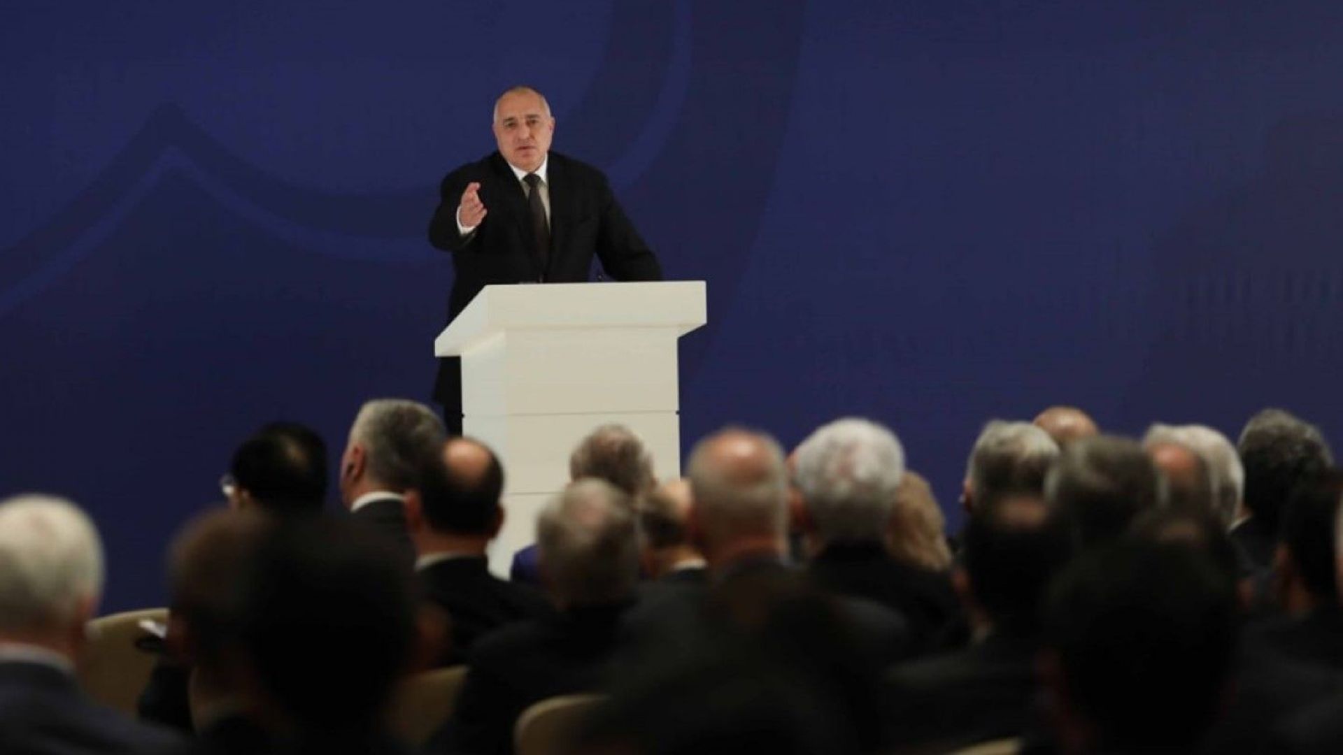 Много внимателно ще проверя сделките с апартаментите дори само