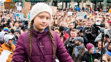 Шведската ученичка Грета Тунберг е предложена за Нобелова награда за мир 