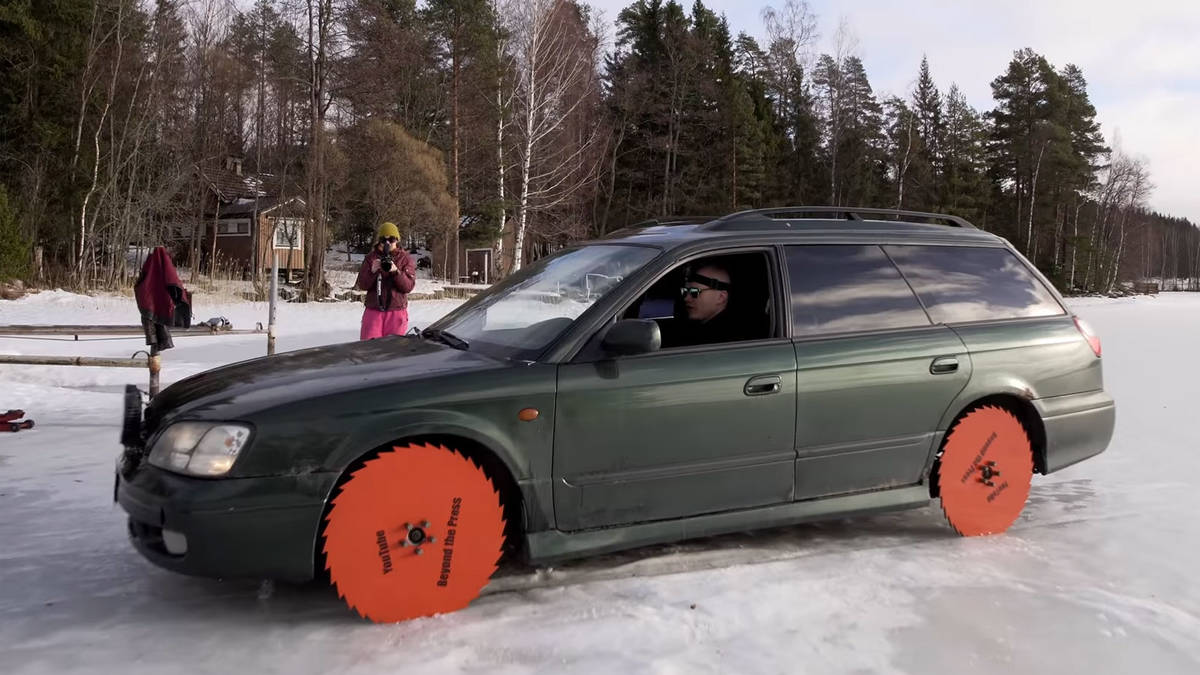 Финландец замени гумите с триони