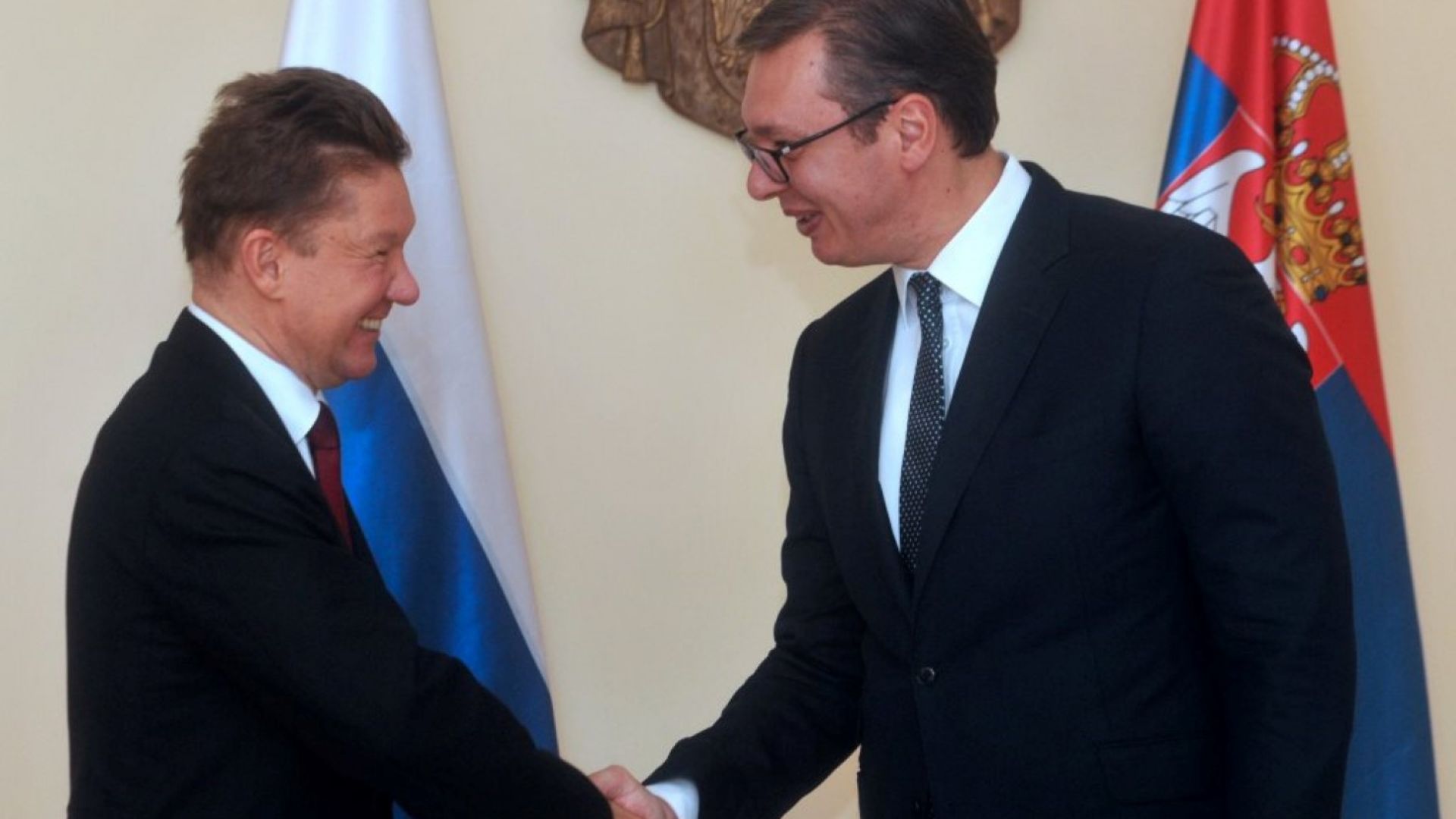 Виж още В Сърбия се готвят за гражданско неподчинение до