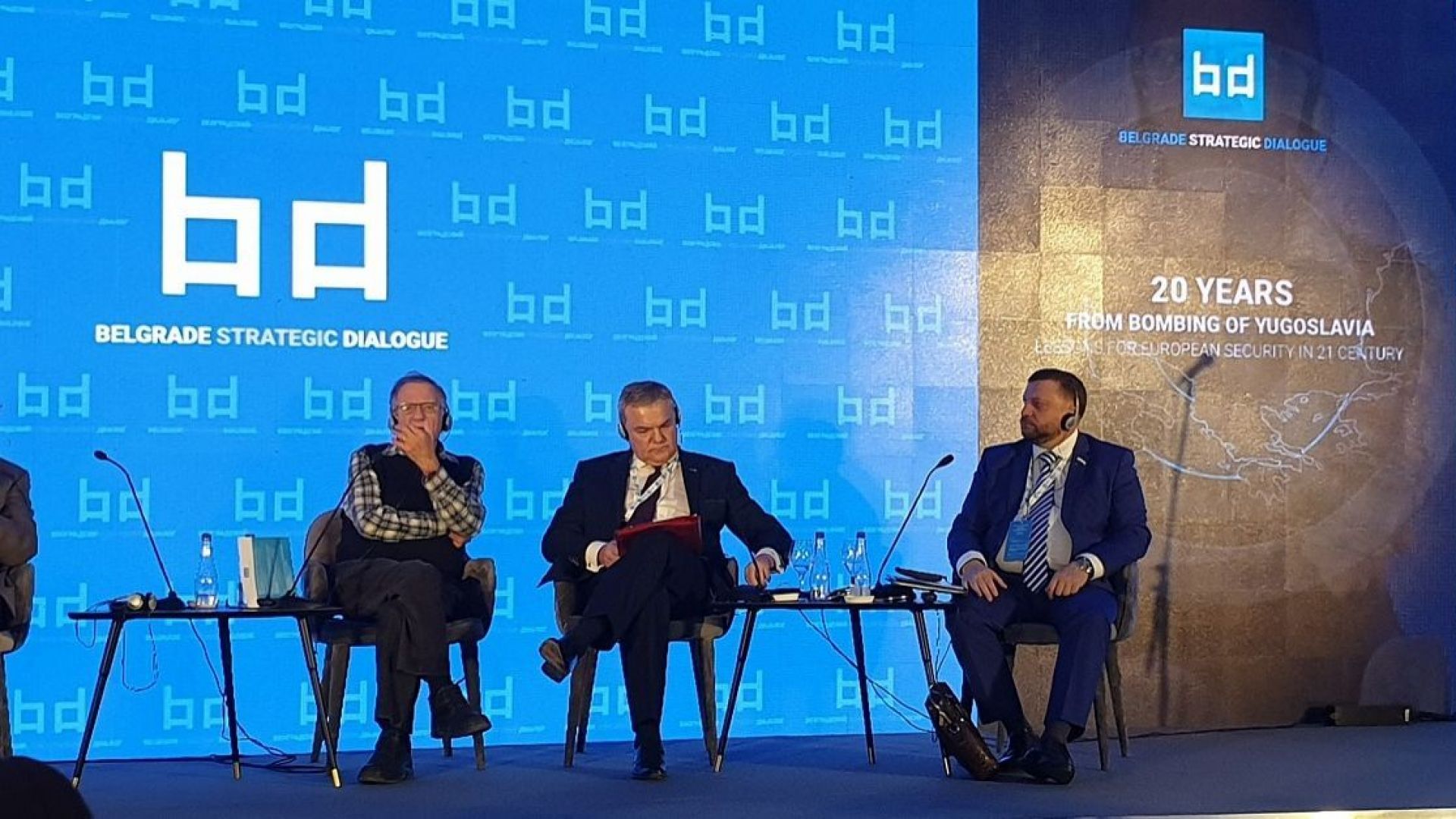 Принципът на невмешателство във вътрешните работи след събитията през 1999