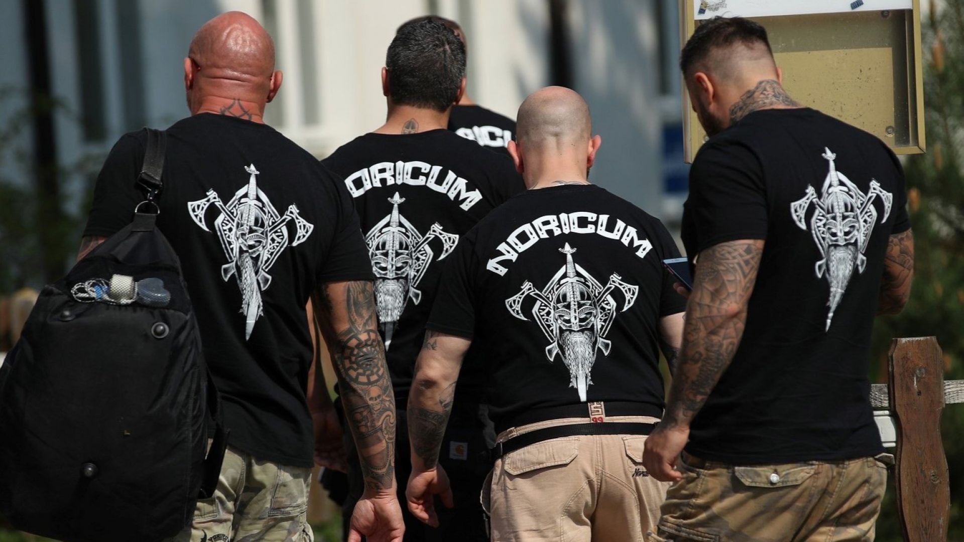 Европейските разузнавания вече от години са установили заплахата от нападения