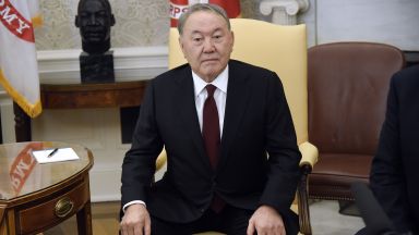 Нурсултан Назарбаев също е заразен с коронавирус