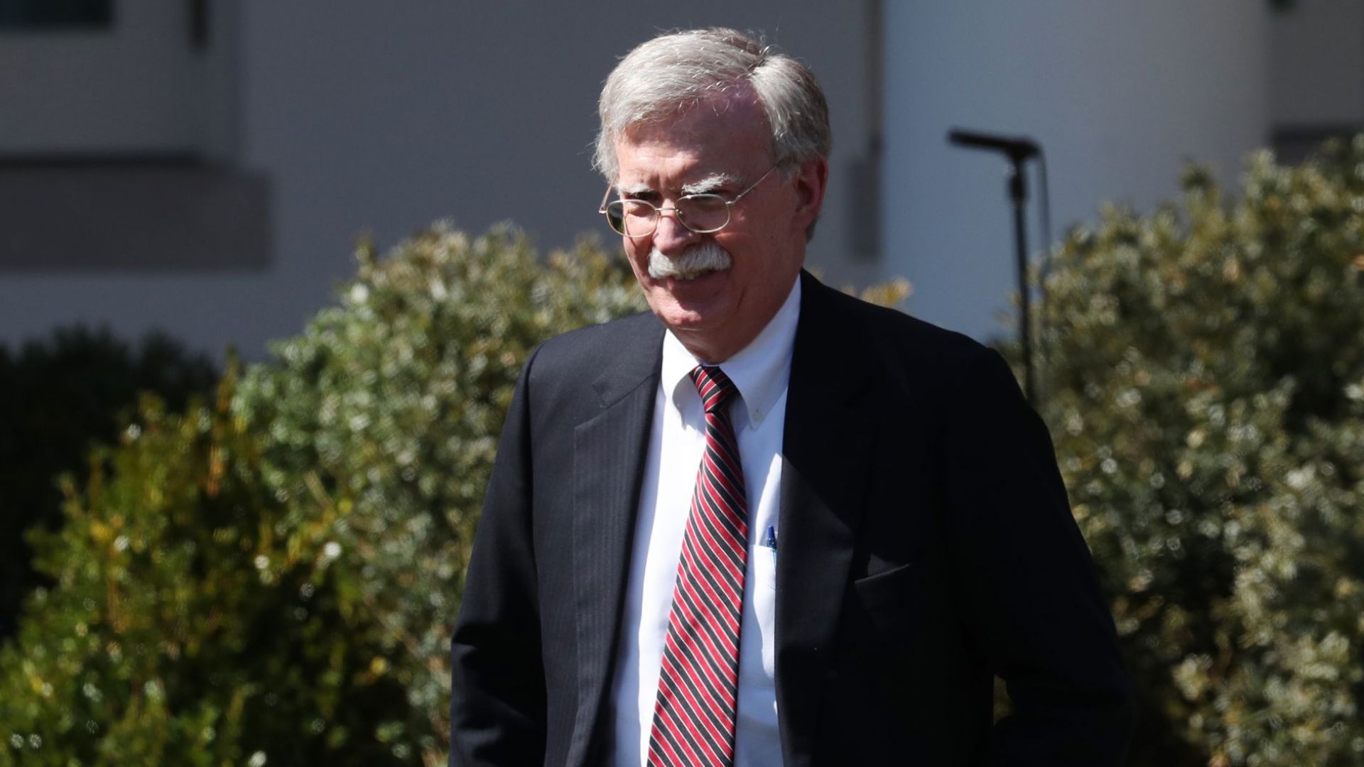 Съветникът по националната сигурност на САЩ Джон Болтън обвини британския