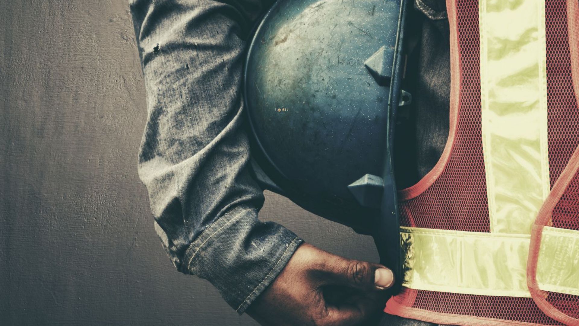 Подценяване на риска падане от височина е причина за половината