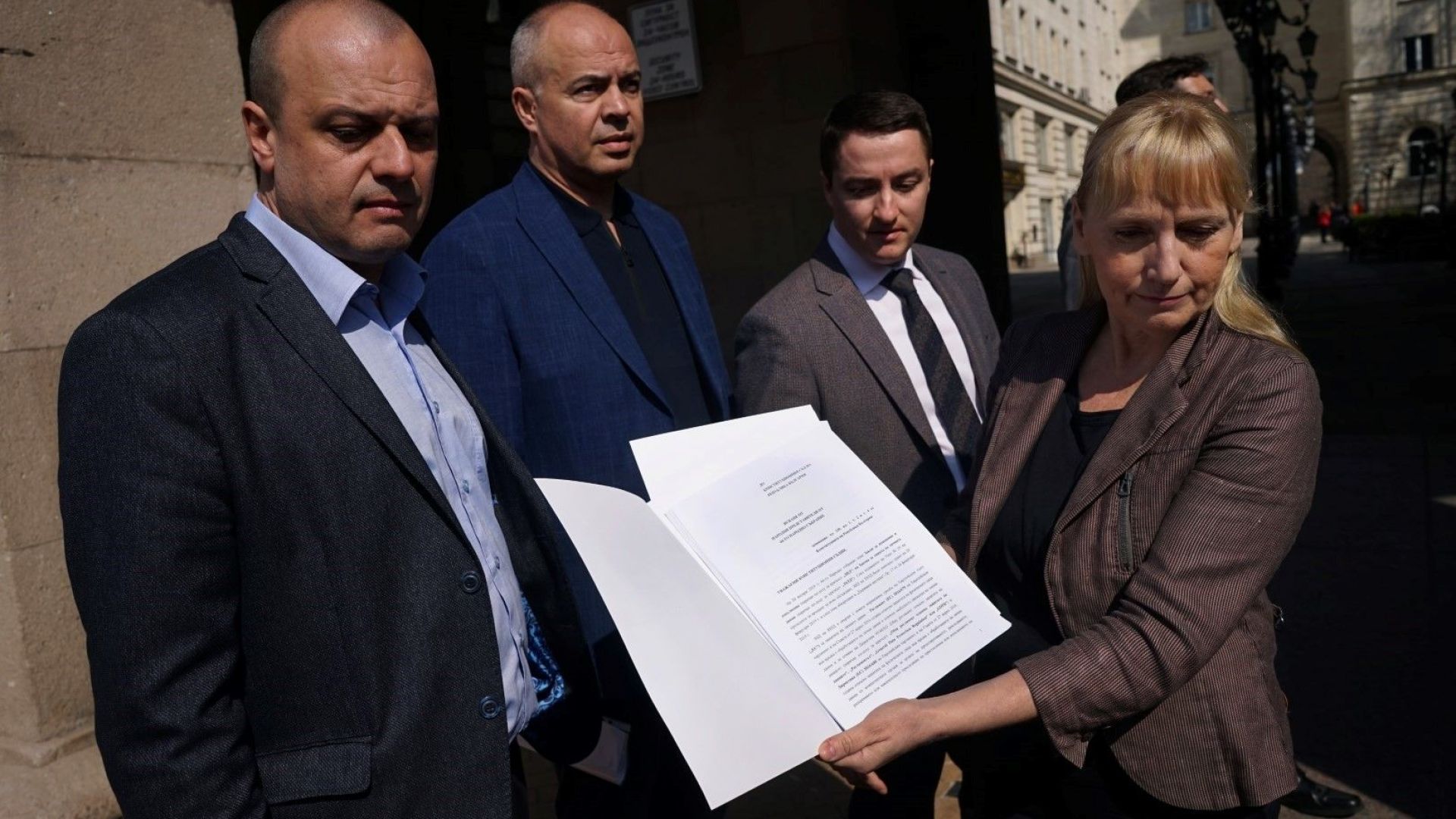 Ако не бяха българските журналисти нямаше да разберем как един