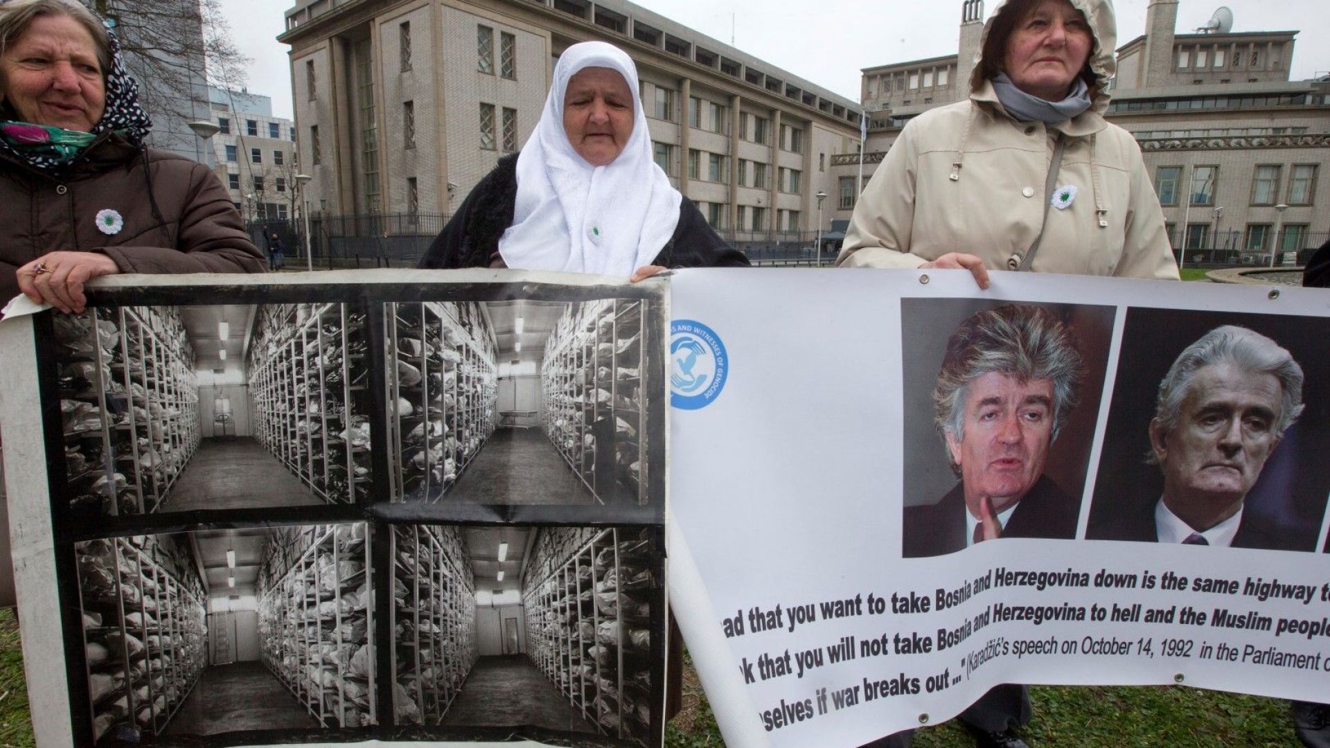 Часове преди произнасянето на окончателната присъда на първия президент на