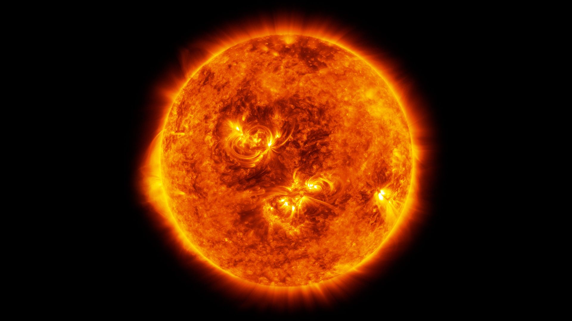 Екзопланетата с три слънца може да поддържа атмосфера