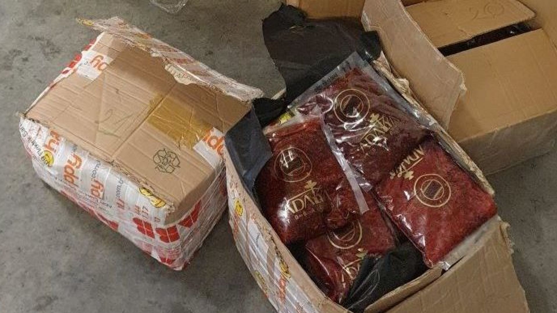 Нов опит за контрабанда на 375 кг паста за наргиле