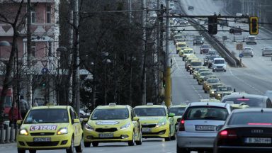 Увеличение от над 30 е налице в цените на такситата