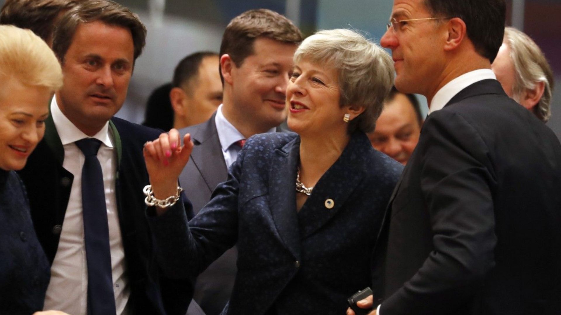 Тереза Мей пристигна в Брюксел където по късно ще се изправи