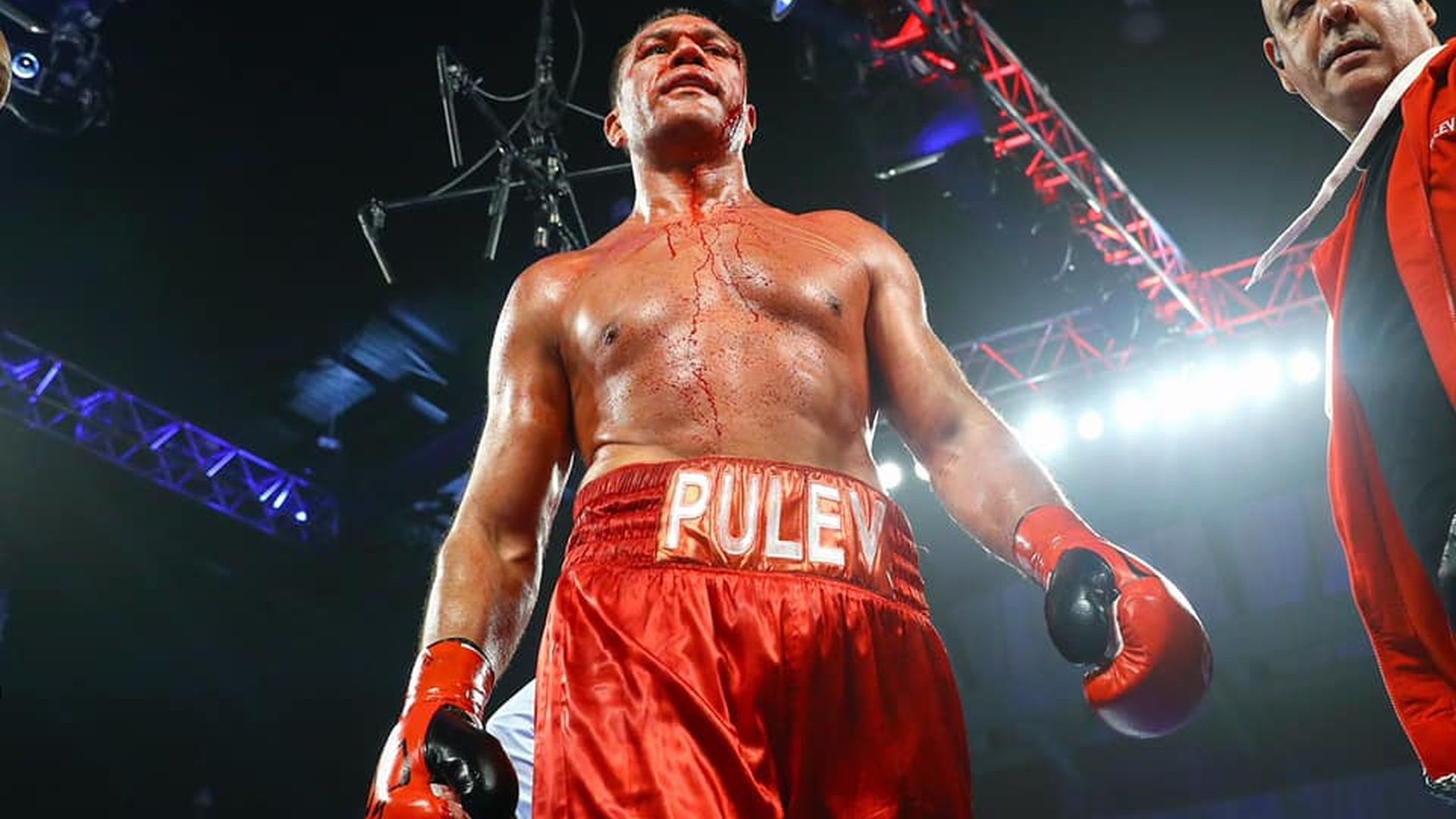 Боксов сайт разкритикува Пулев: Той е слаб и бавен - лесен мач за Джошуа