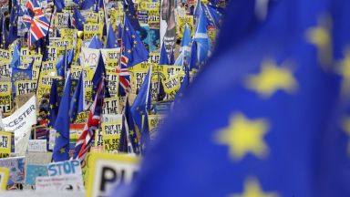 В UK губят по 6.6 млрд. лири на тримесечие след референдума за Брекзит