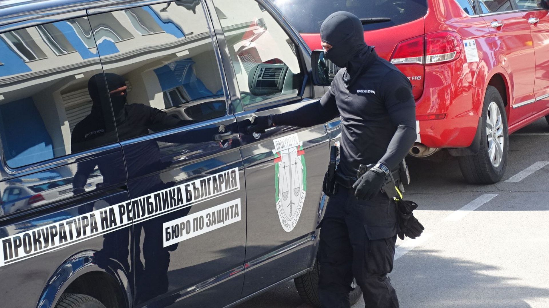 Задържаха и шефа на "Охранителна полиция" в Благоевград (обновена)