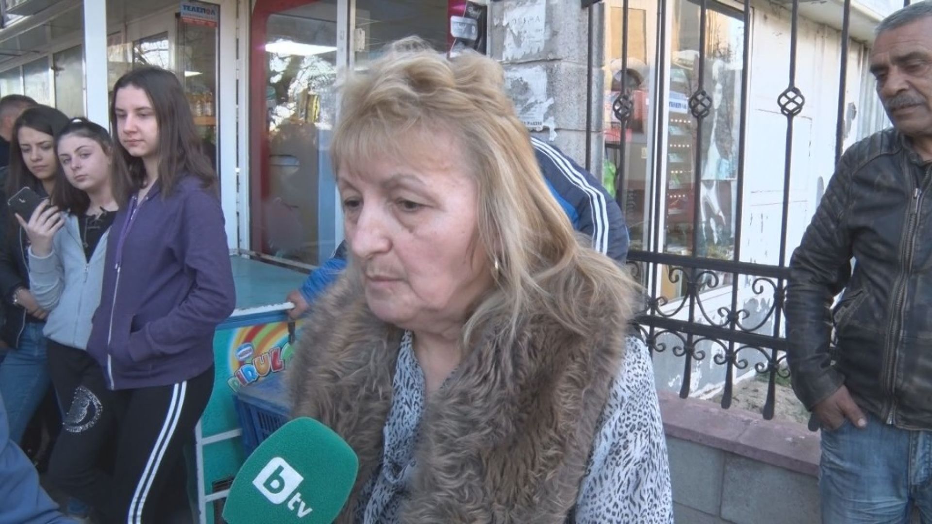 Хранителен магазин с десетки клиенти в Нови пазар е пред