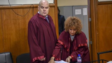 Делото беше образувано по жалба на Гешев срещу решението на