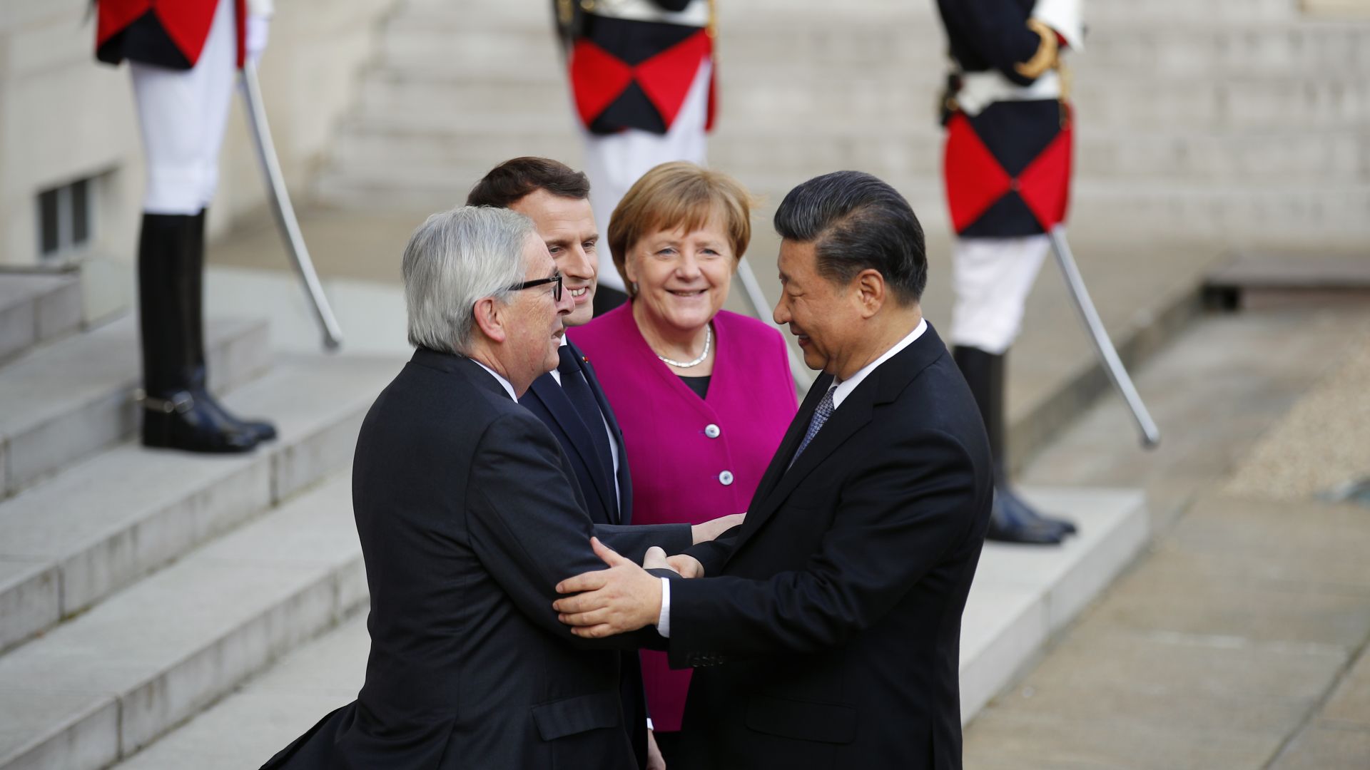 ЕС и Китай обсъждат реформата на СТО и балансираната търговия