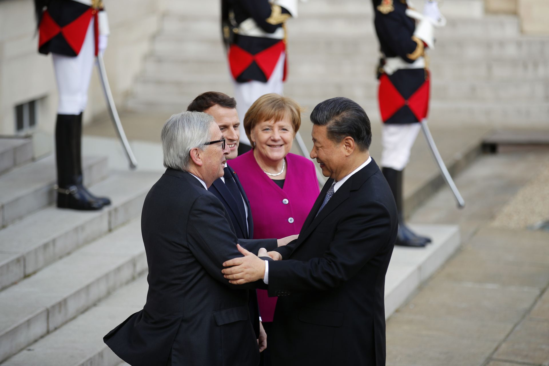 Реформата на СТО и балансирането на двустранната търговия ще бъдат сред ключовите теми на срещата на върха Европейски съюз - Китай
