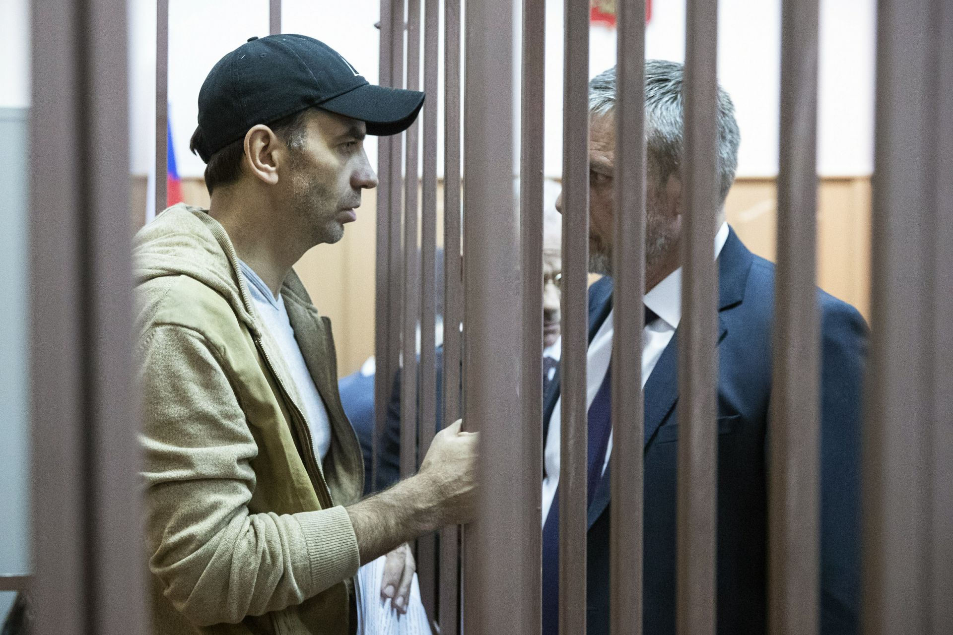 Михаил Абизов е задържан за два месеца и ще остане в следствения изолатор до 25 май