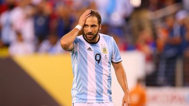 "Грешникът" Игуаин се отказа от Аржентина