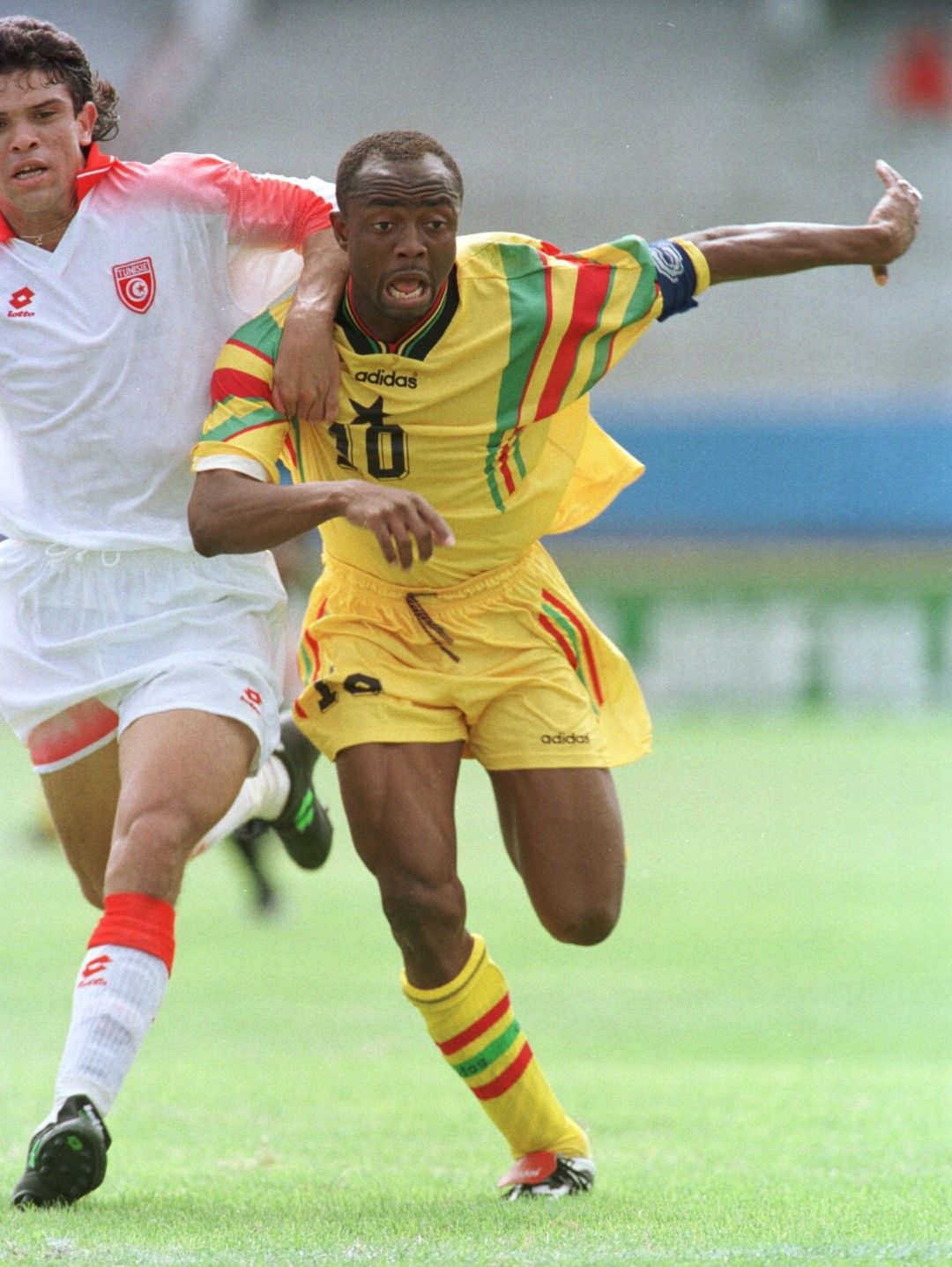 Абеди Пеле е смятан за най-великия африкански играч. Той неслучайно носи прякора Пеле. Въпреки успешните представяне в континенталните надпревари, той не успява да изведе Гана до Мондиал.