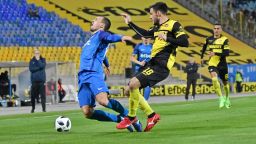Левски загуби пътя и две точки срещу 10 смели "канарчета"