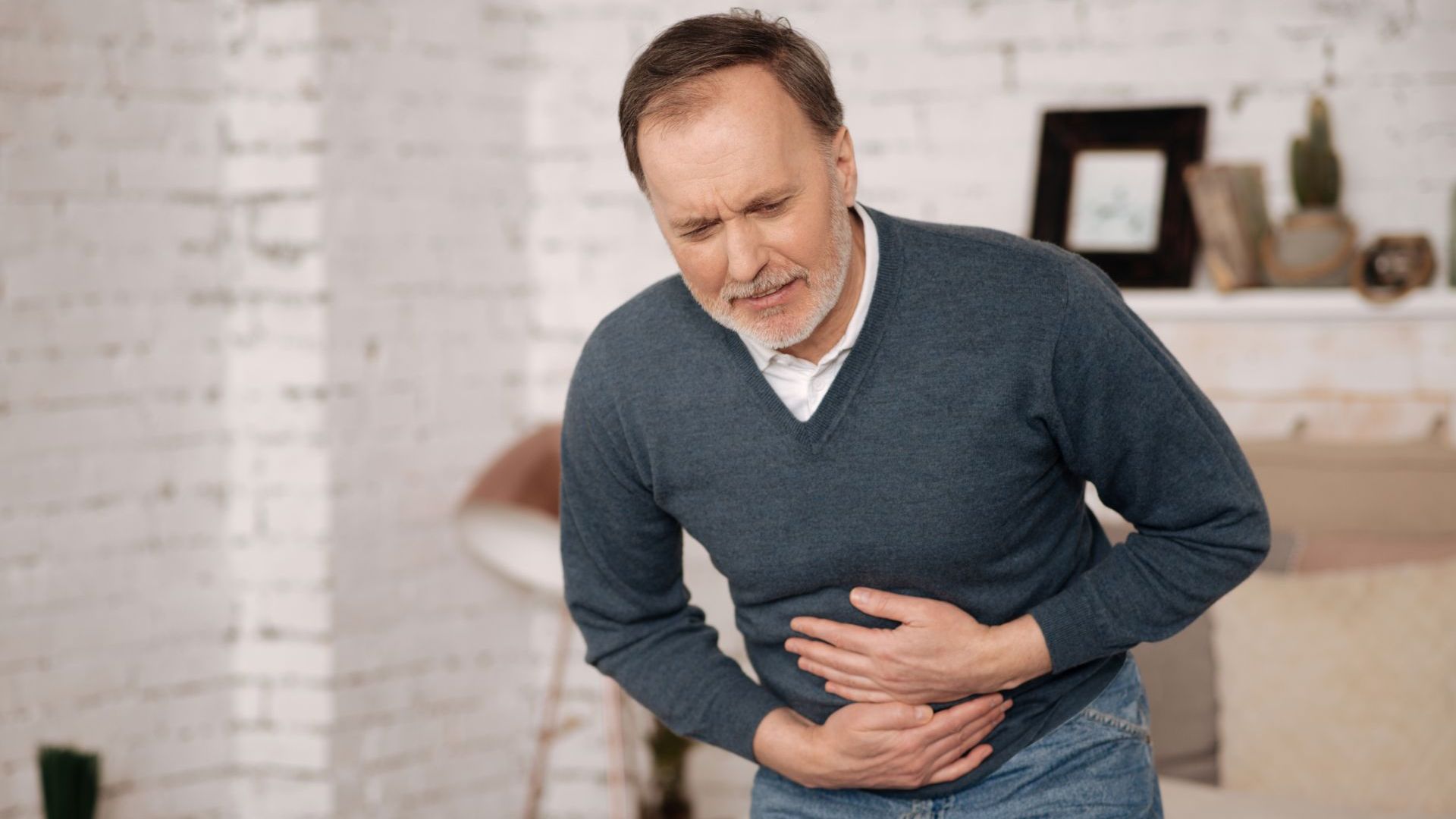 Продукти с изтекъл срок на годност се предлагат като пресни