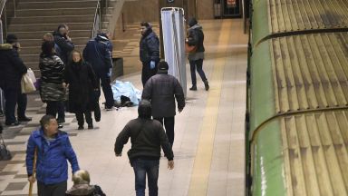 Възрастен мъж почина в метрото