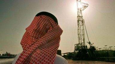 Хусите удариха с дронове бомби основен петролопровод в Саудитска Арабия 