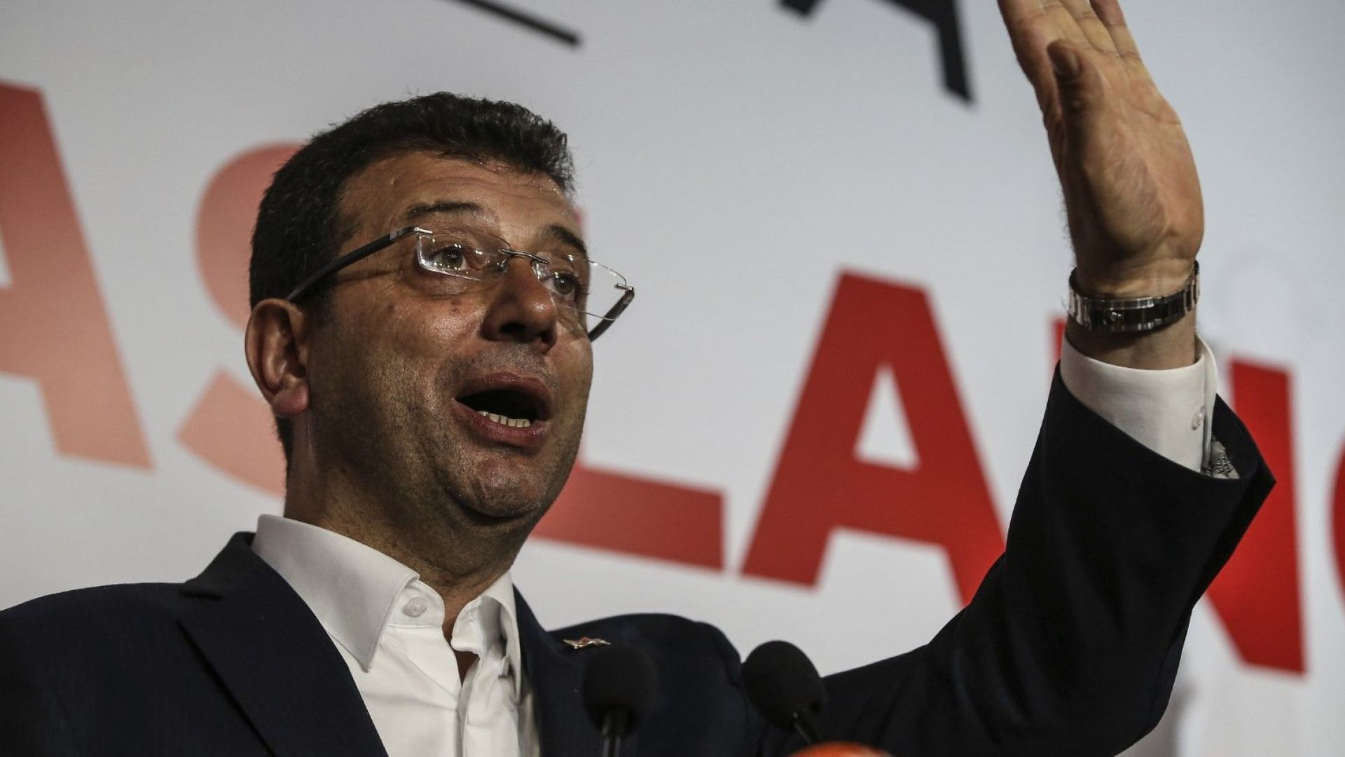 Кандидатът на опозиционната Народнорепубликанска партия НРП Екрем Имамоглу на снимката