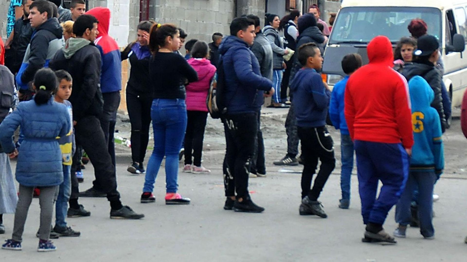 Почти всеки трети българин 29 с настоящ адрес в България