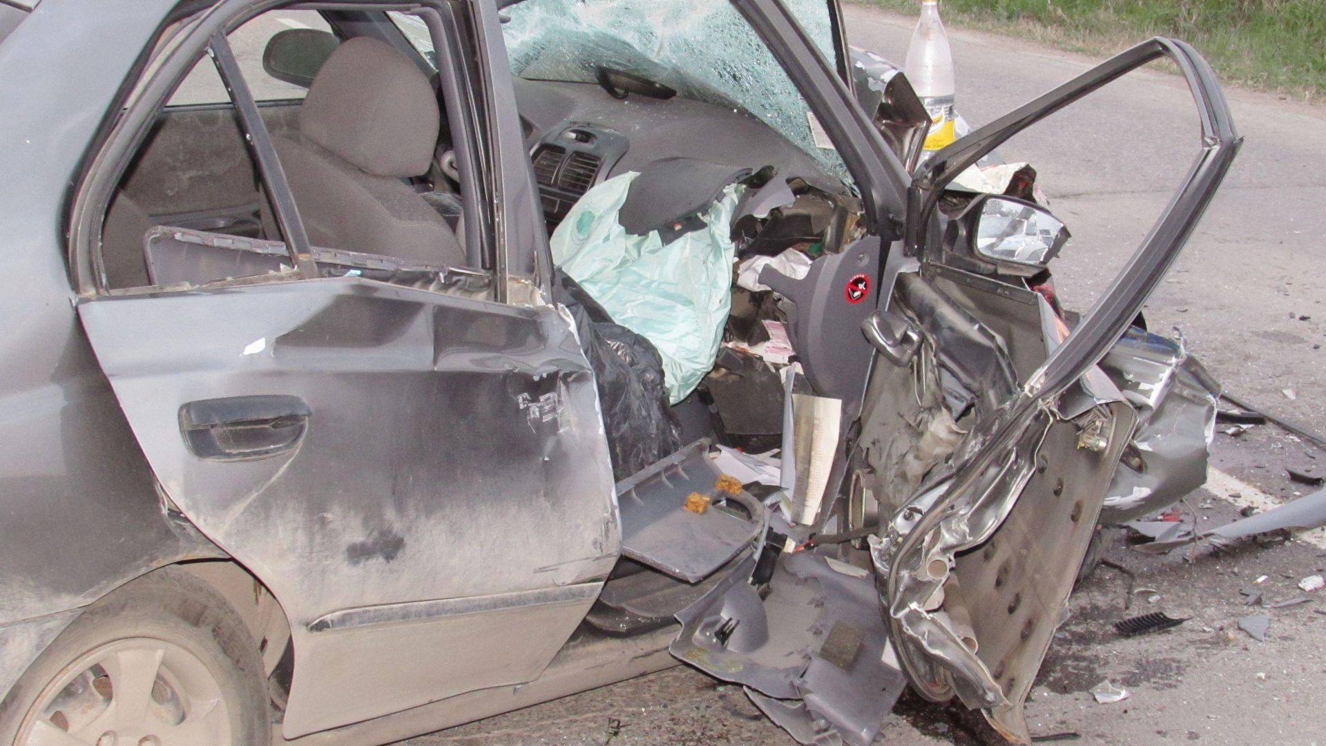 18 годишно момиче е починало на място при тежка катастрофа станала