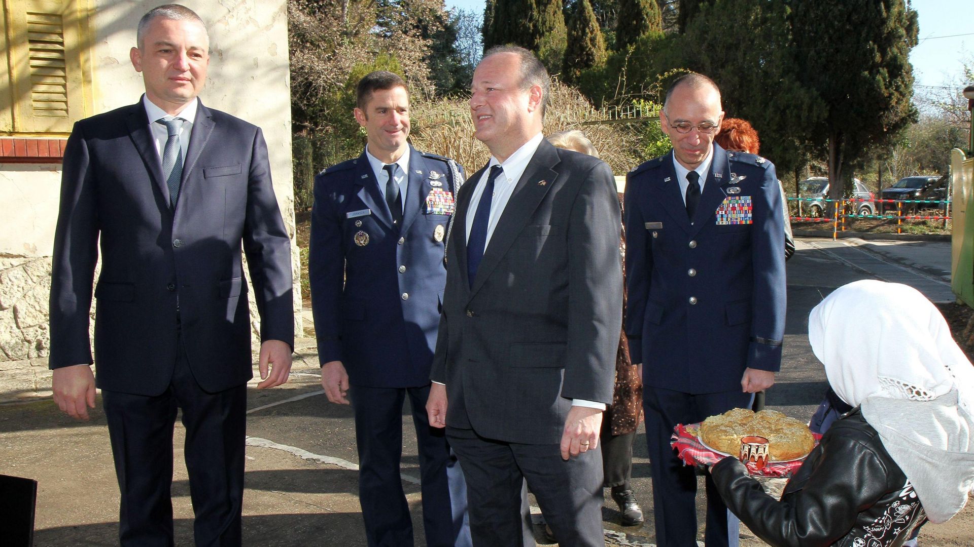 Решението за закупуване на боен изтребител F 16 ще вземе България